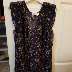 Sheer maternity shirt